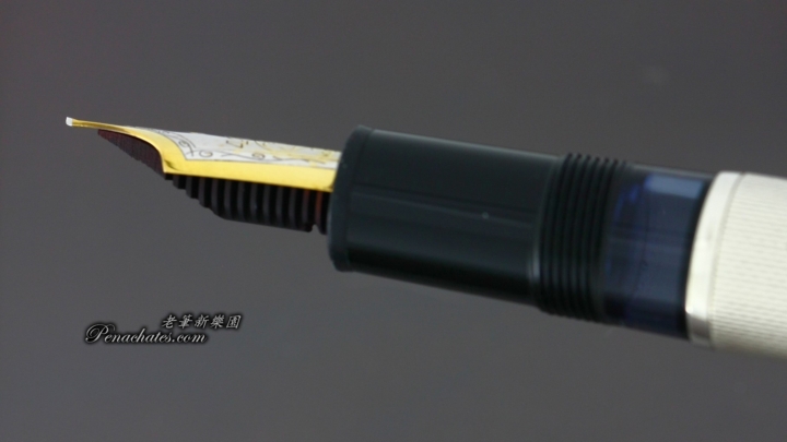 1980s Solitaire 1466 F-nib 20190806 penachates 93