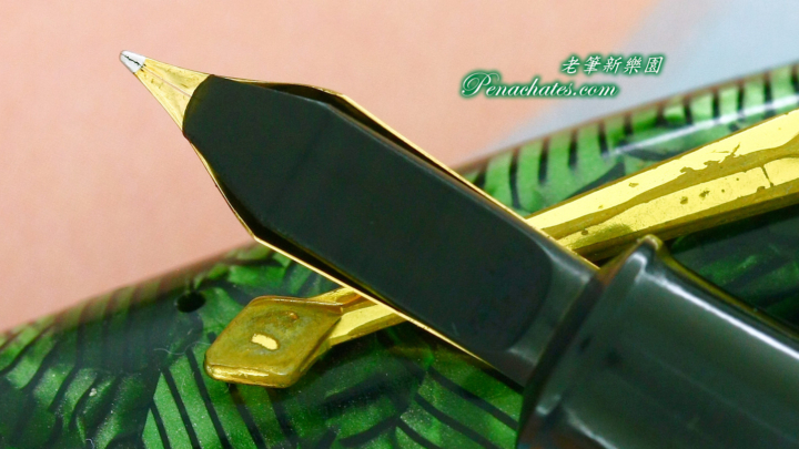 sn10262001 conway stewart 27 olive green hatched penachates.com 96