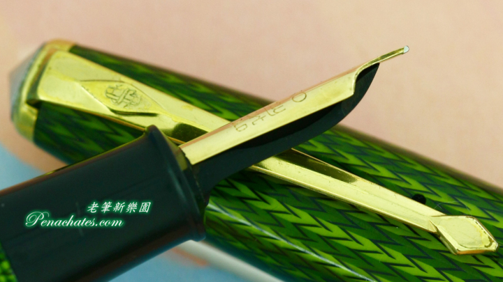 sn10262010 conway stewart 60l green herringbone penachates.com 98